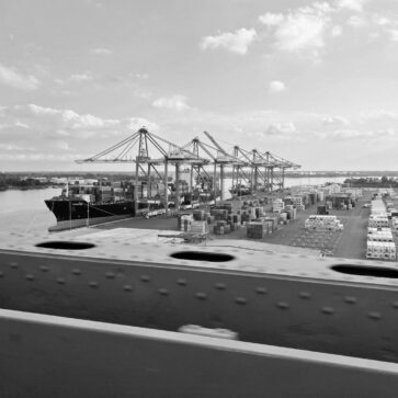 United States Container Ship Seaport System