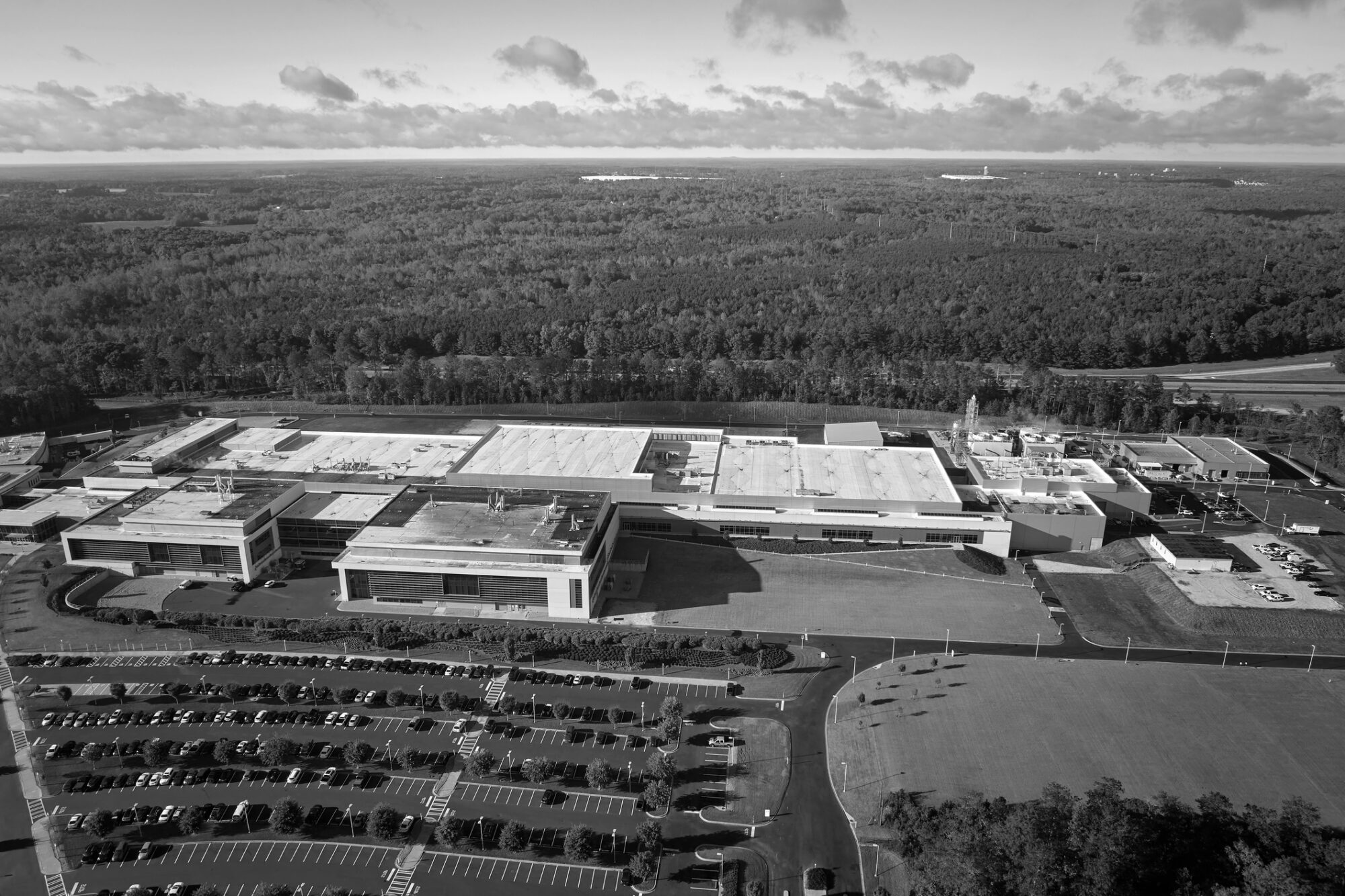 How DC Location Impacts Throughput, Labor, and Customer Service